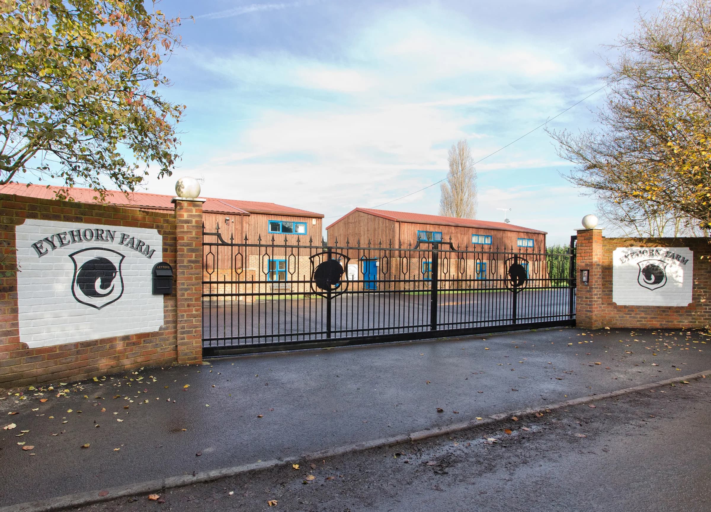 Eyehorn Farm entrance gates
